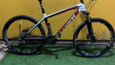 Bicicleta Mountain Bike  Trek Elite 9.7 Carbono