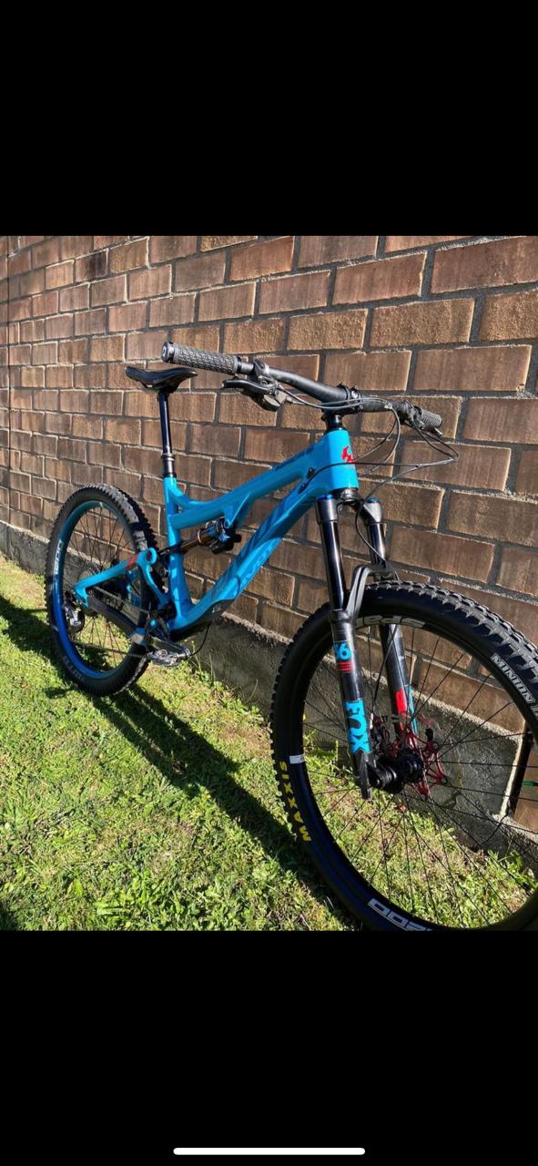 Pivot Mach 6 Pivot Mach 6