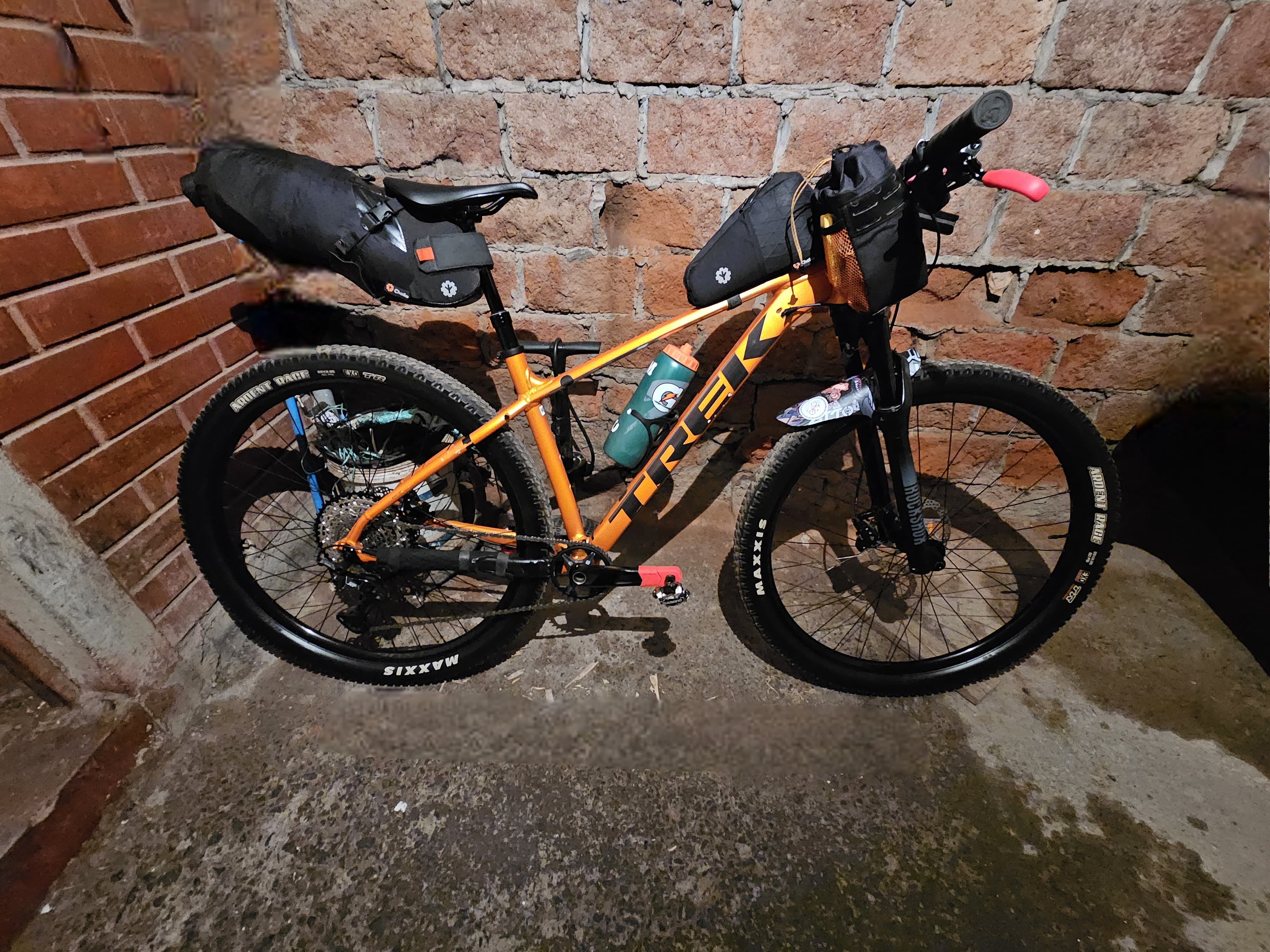 Trek X Caliber 9 Trek X Caliber 9