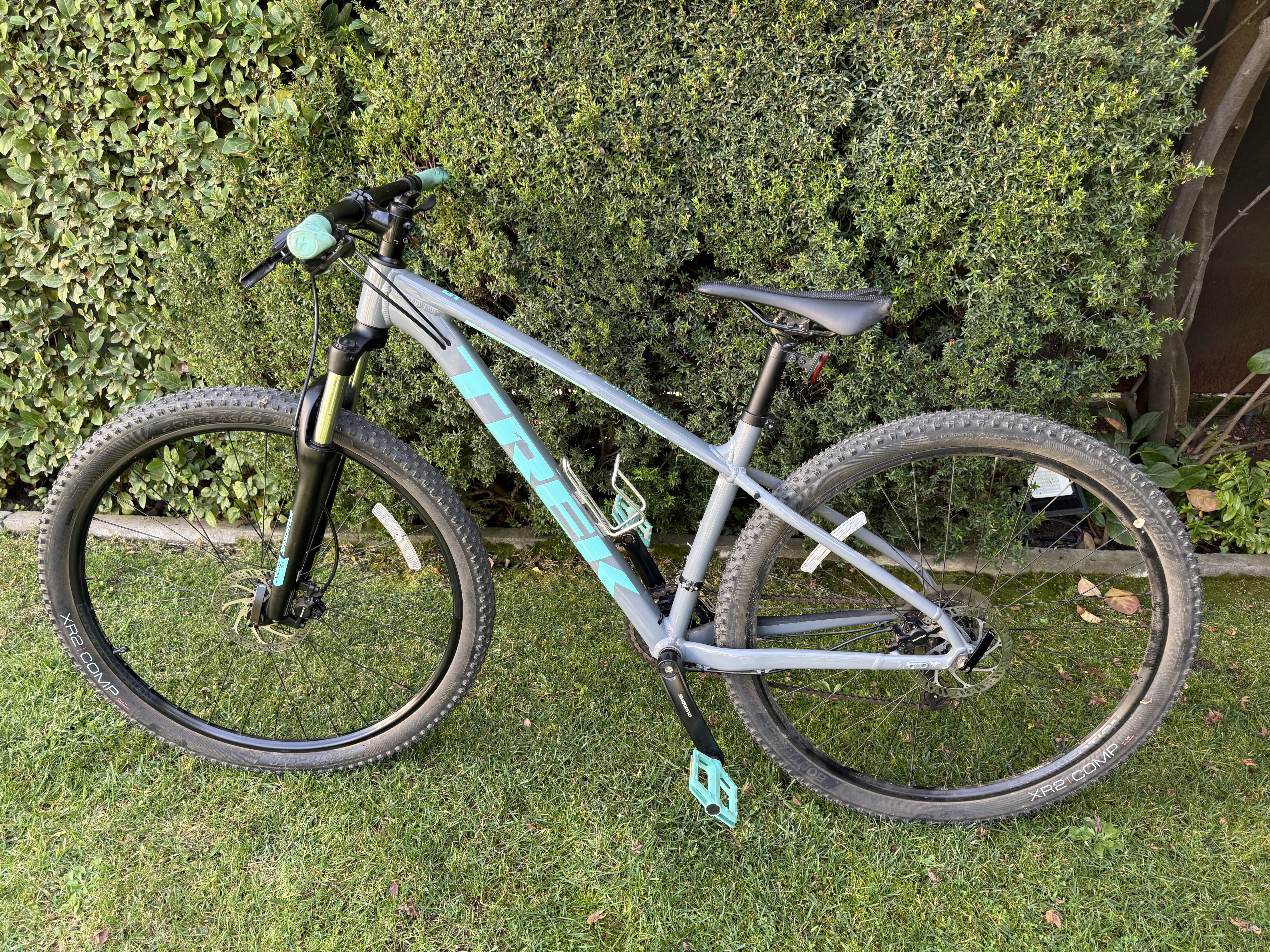 Bicicleta Mountain Bike Trek Marlin 5 Bicicleta Mountain Bike Trek Marlin 5