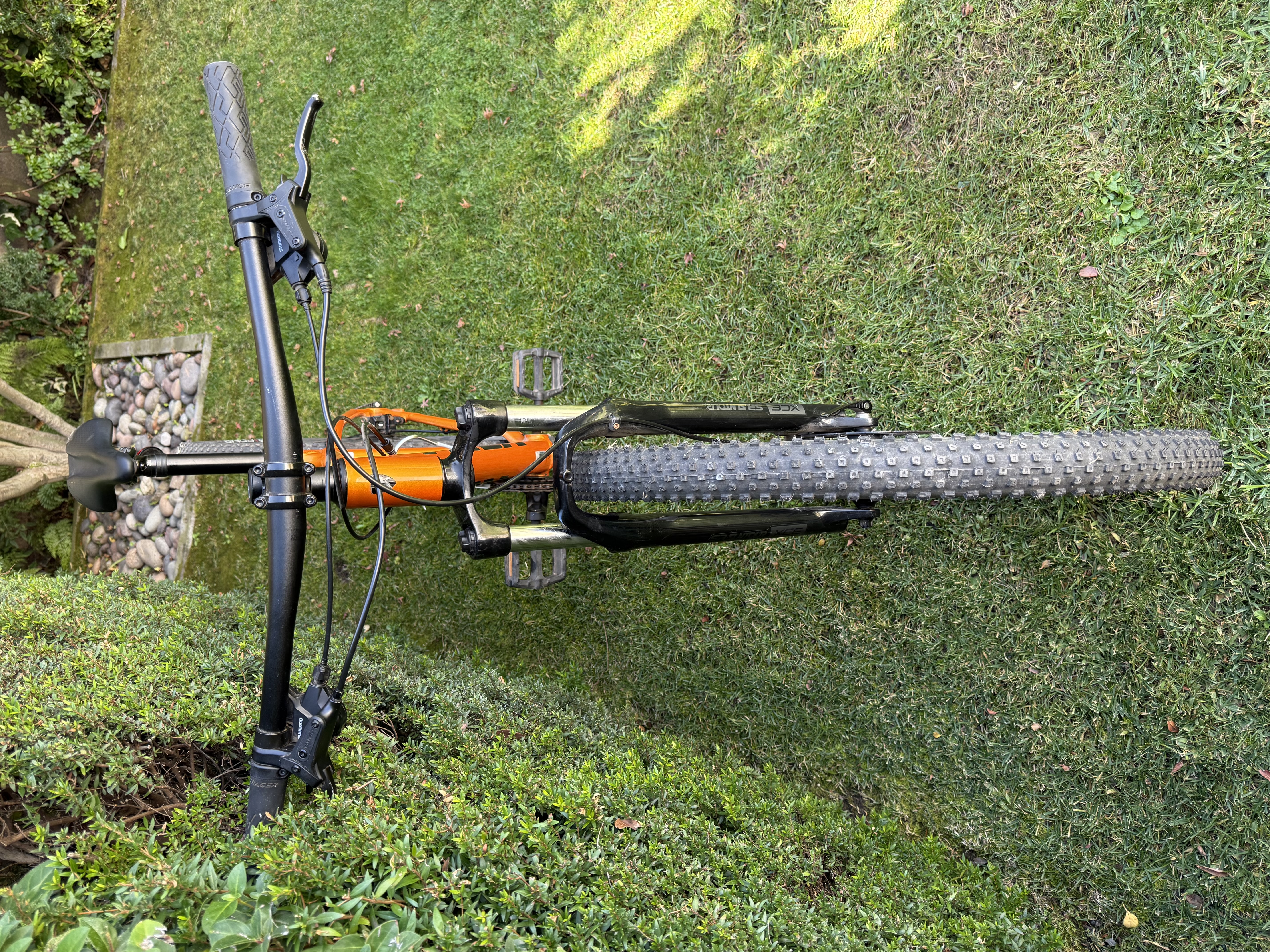 Bicicleta Mountain Bike Trek Marlin 5 Bicicleta Mountain Bike Trek Marlin 5