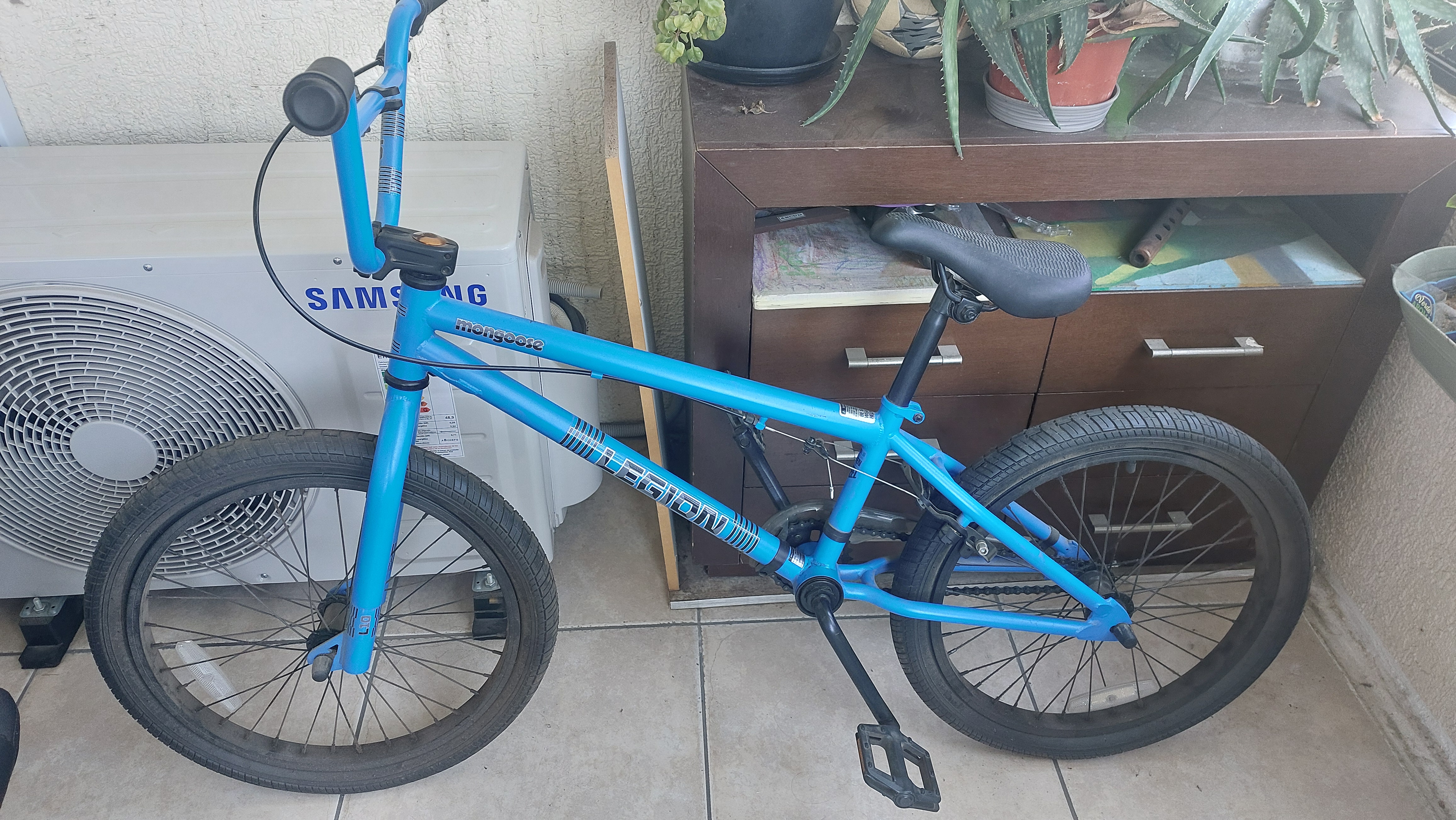 Bicicleta BMX o Freestyle Mongoose Legión L10